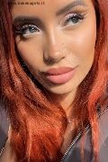 Trieste  Sophia Hott 344 42 05 470 foto selfie 2